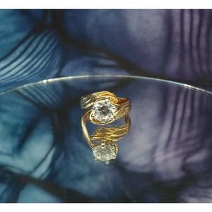 Swarovski Elements - Size 6½ - 18K gold plated ring as pictured